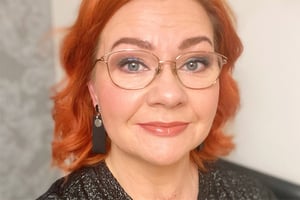 Kristiina Isoniemelä toimii päätyönsä ohessa kevytyrittäjänä