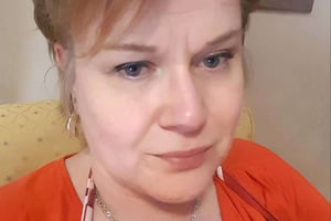 Susanna Ruusunen laskuttaa kosmetologin työt Omapajan kevytyrittäjänä